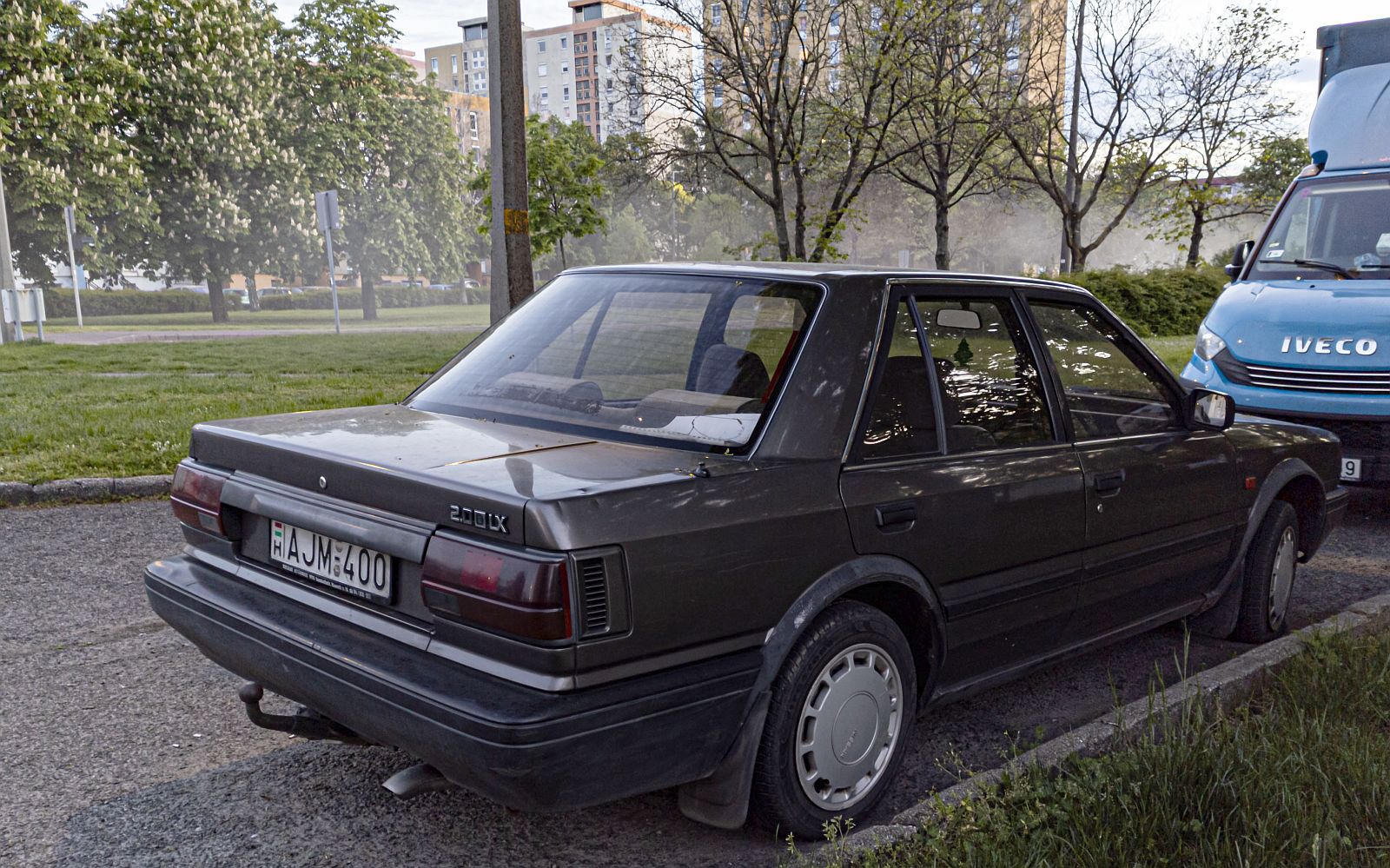 Rückansicht: Nissan Bluebird (1985-1990). Foto: April, 2023.