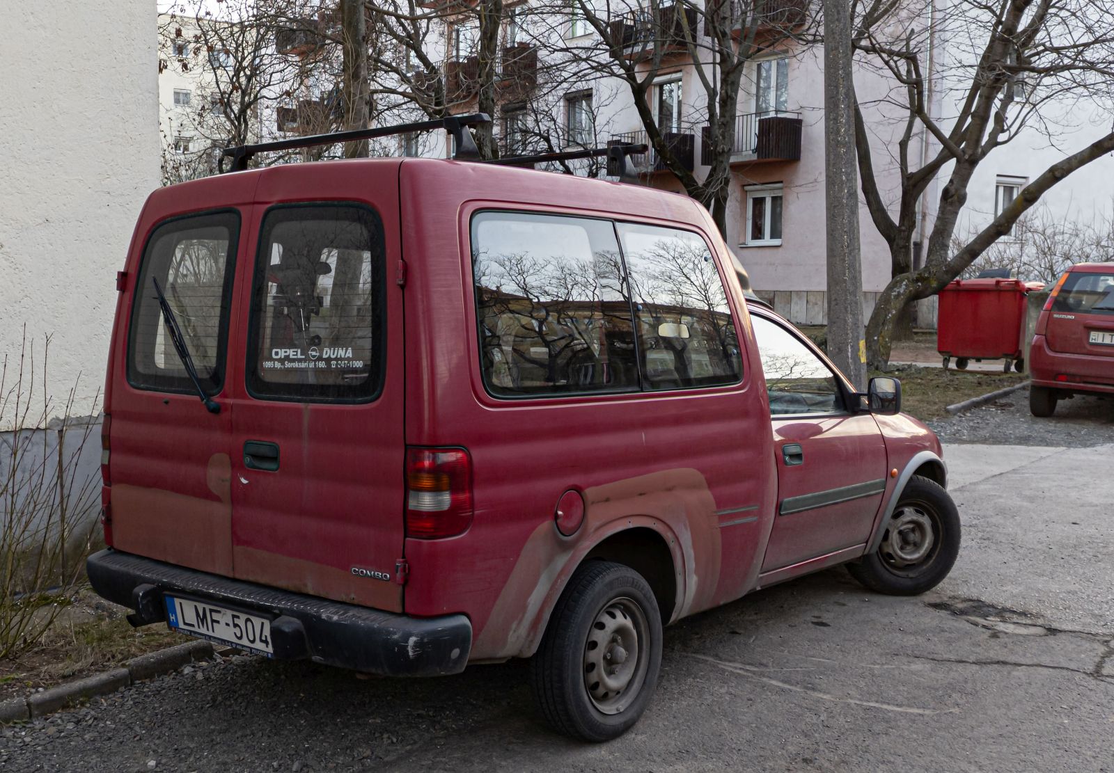 Rückansicht: Opel Cmobo B (Basis: Corsa B). Foto: 02.2022.