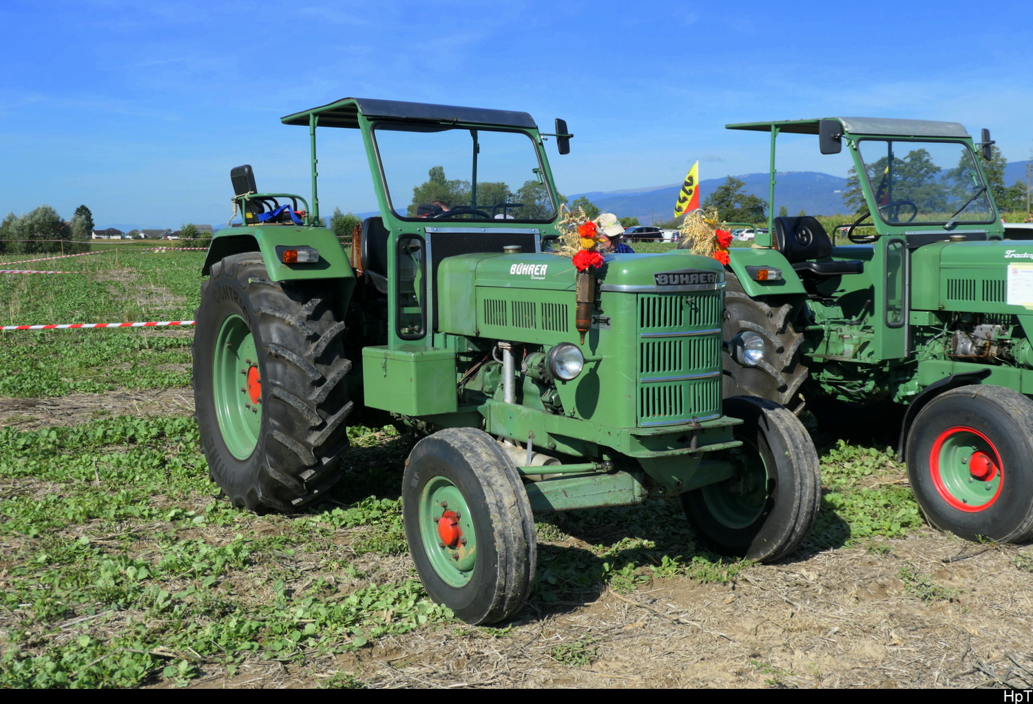 Traktorentreff Diessbach - Ein B�hrer  als Gast am Treff am 23.08.2026