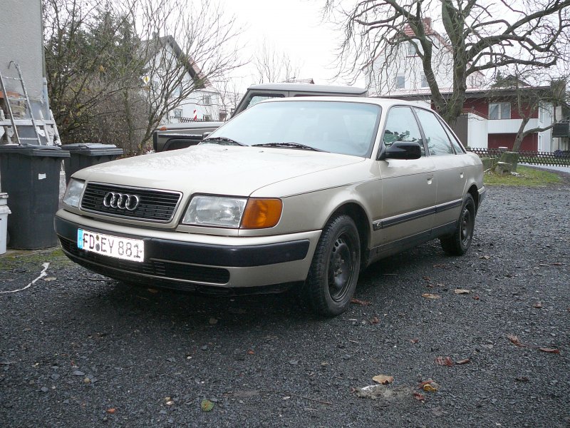 Audi 100 gesehen am 24.11.08 in 36088 Hnfeld-Neuwirtshaus