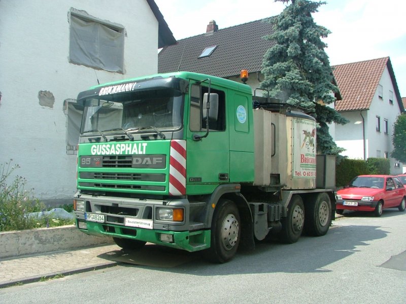DAF 95 Gussasphaltkocher (01.07.09, Bensheim)