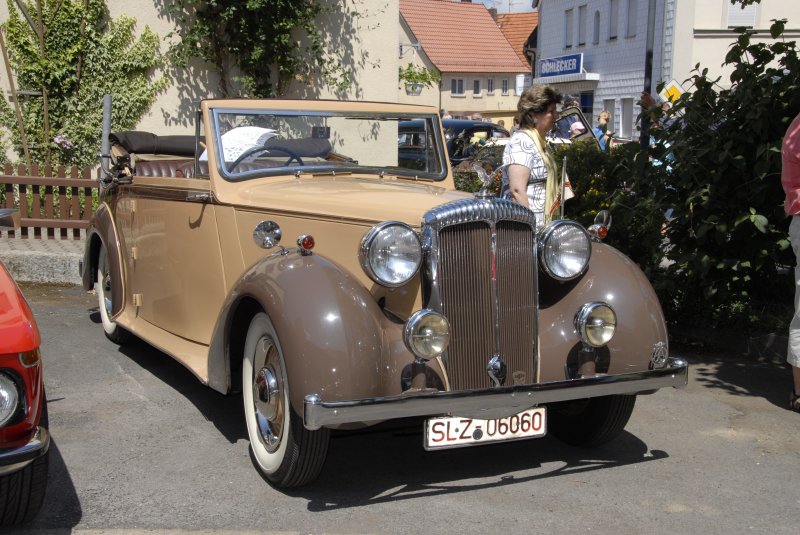 =Daimler DB 18, Bj. 1950, 2500 ccm, 75 PS, ausgestellt bei den Fladungen Classics 2009 