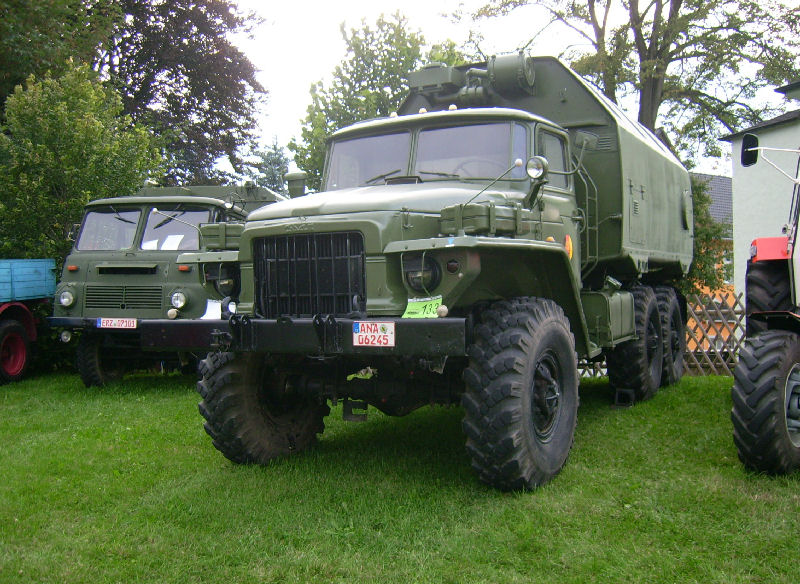Die Russen sind da, Ural 375D mit LAKii Aufbau beim Bulldogtreffen in Burkhardtsdorf