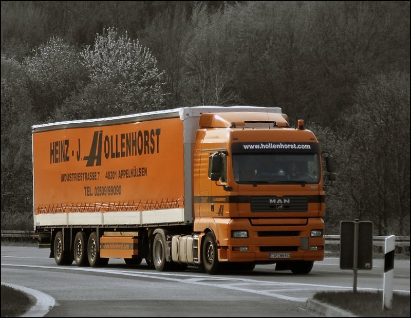 Dieser MAN TGA 18.430XLX D20 CommonRail der HEINZ J. HOLLENHORST ist ebenfalls in Richtung Sden unterwegs. (14.04.2009)