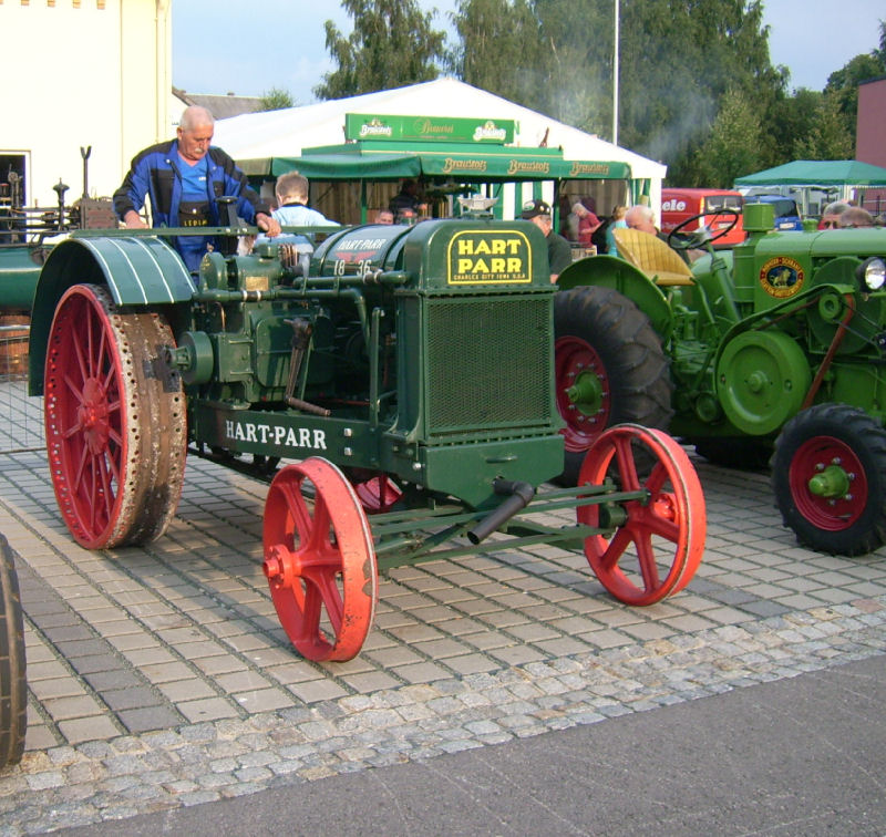 Dieser Traktor war den weiten Weg von Ungarn angereist um am Bulldogtreffen in Burkhardtsdorf dabei zu sein