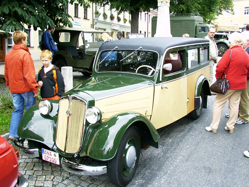 Ein DKW F8 zum Oltimertreffen in Jhstadt 2006.