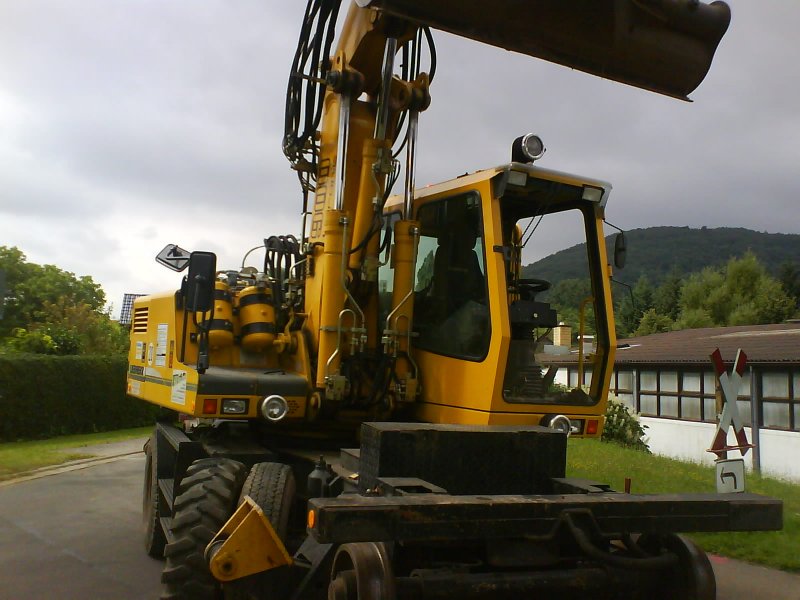 ein gelengen heits Foto von meinem ZW 900 Litronic liebherr in der nhe von Kusel.