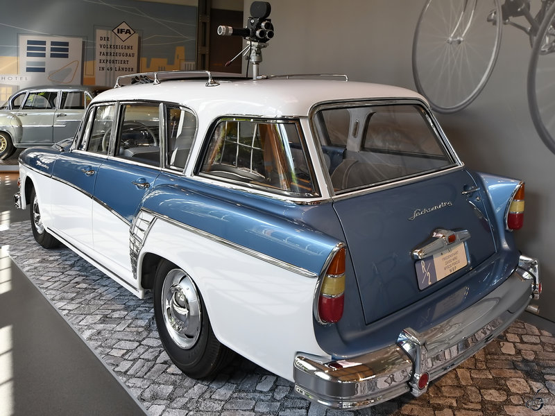 Ein Sachsenring P240 Kombi Anfang August 2018 im August Horch Museum  Zwickau - Fahrzeugbilder.de