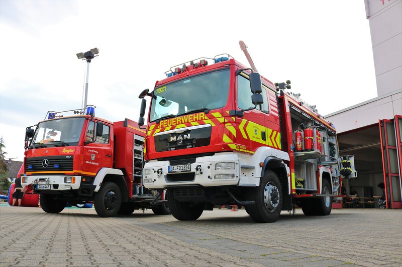 Feuerwehr Dieburg Mercedes Benz Rw1 Und Man Tgm Tlf20 40 Am 01 09 19 Beim Tag Der Offenen Tur Fahrzeugbilder De