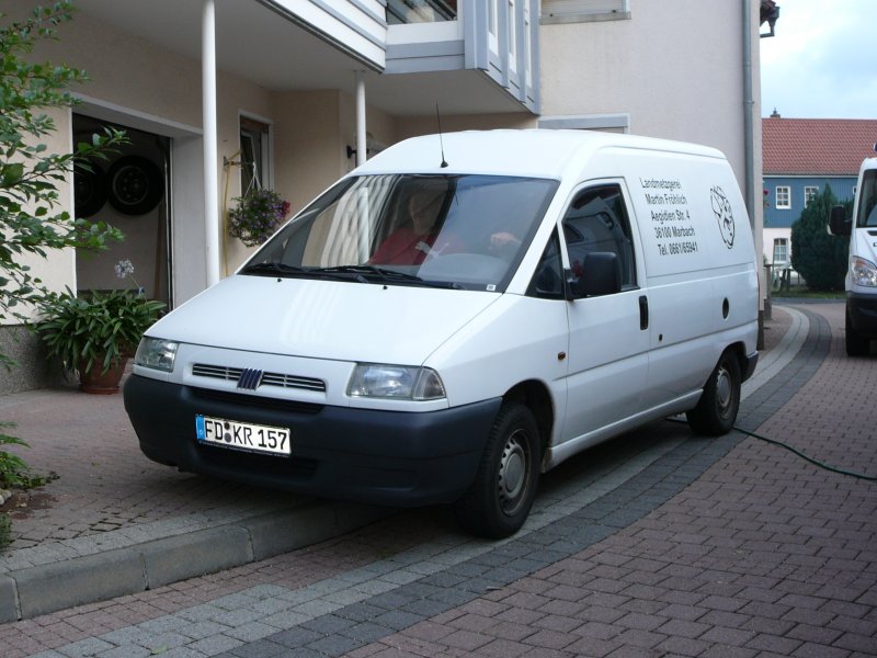 Fiat Scudo einer örtlichen Metzgerei am 07.09.08 unterwegs in 36100 Petersberg - Marbach