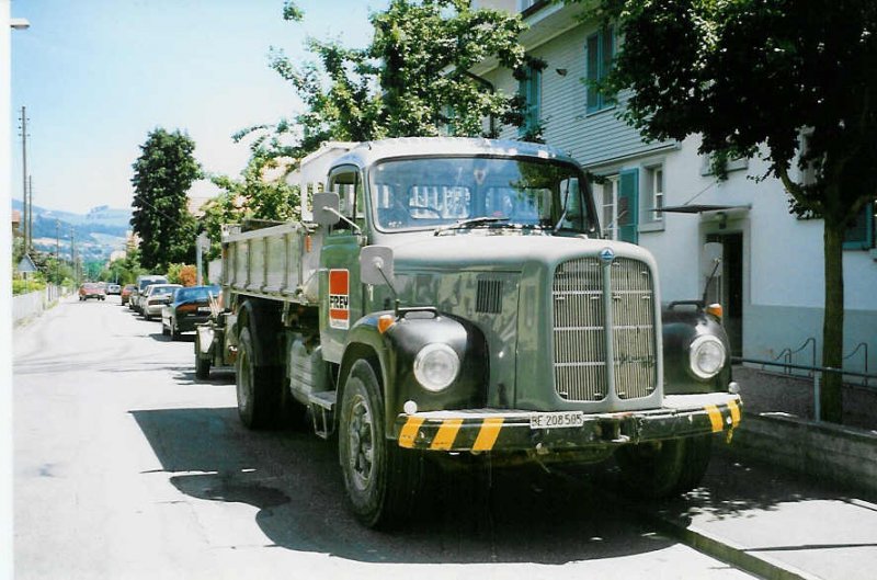 Frey, Steffisburg Nr. 1/BE 208505 Saurer an der Langestrasse im Lerchenfeld bei Thun