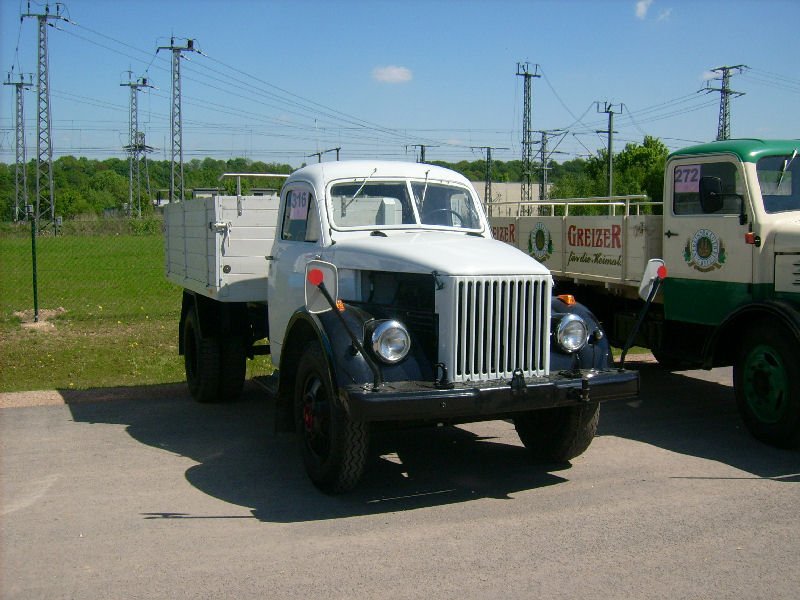 Грузовик 56. ГАЗ-56 грузовой автомобиль. ГАЗ 56 кунг. ГАЗ-56 тягач. ГАЗ-56 малотоннажный грузовой автомобиль.