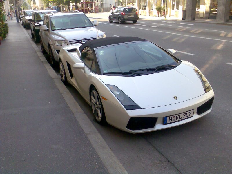 Lamborghini Gallardo.