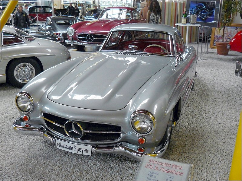 Mercedes Benz 300 SL Flgeltrer, BJ 1955, 6 Zyl., 2996 ccm, 215 PS im Auto & Technik Museum Sinsheim. 01.05.08