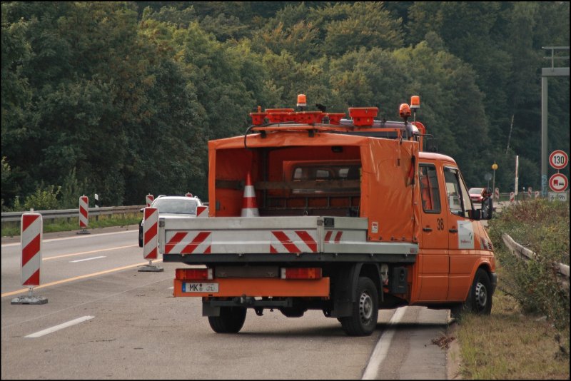 Mercedes Benz Sprinter 211CDI der Autobahnmeisterei Ldenscheid am 19.09.2008.