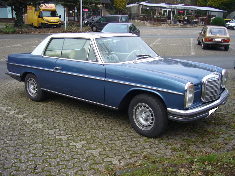Mercedes Benz W114 280ce Automatic Gebaut Von April 1972 Bis Zur Einstellung Der Strich 8 Baureihe Im Jahr 1976 Hier Konnte Ich Heute Auf Einem Fahrzeugbilder De
