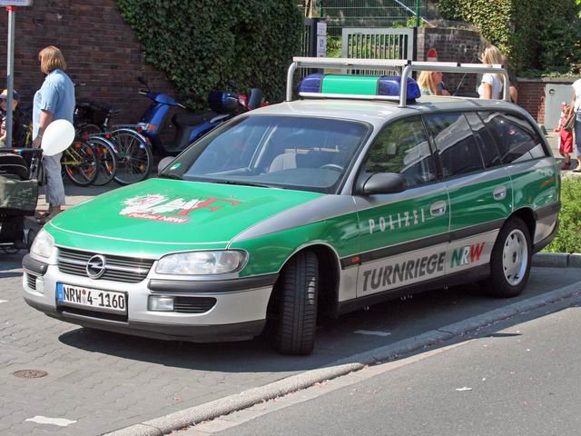 Opel Omega Polizei