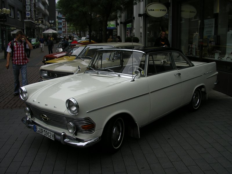 Opel Rekord, Oldie Treff Bochum.(31.05.2009)