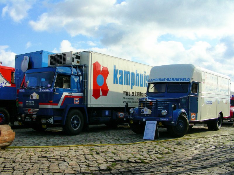 Ruhe vor der Tour, MAN-Bssing zu Gast im Stadthafen Stralsund am 03.09.08 mit der Hanse-Tour
