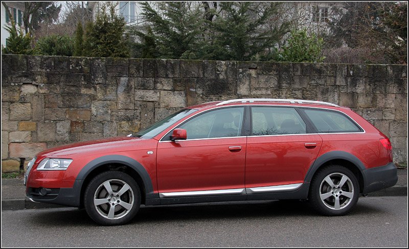 Seit 2006 gibt es die Offroad-Version des Audi A6 Avant, genannt A6 Allroad Quattro. (Matthias)