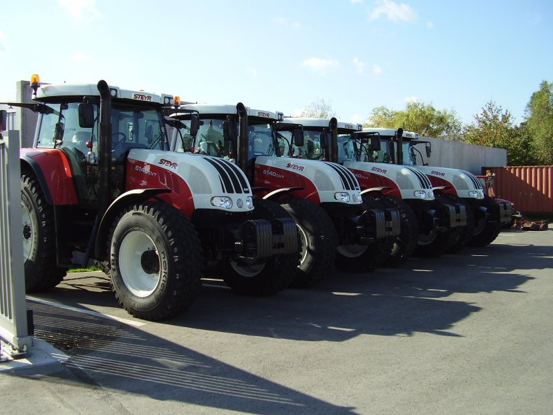 Steyr 6140 CVT mit Kommunalbereifung, 140 PS.
Von Sebastian Peter