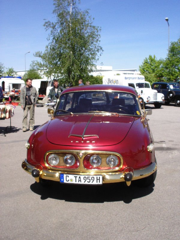 Tatra 613 am 1.mai 2007 in Hartmannsdorf