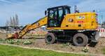 =CAT 318 M steht im April 2026 im EGA-Park in Erfurt