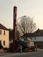 Noch eine Ramme auf einer Straßenbaustelle in Krefeld (22.02.11)