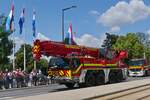 Liebherr Autokran des CGDIS, war bei der Militärparade in der Stadt Luxemburg zu sehen. 23.06.2023