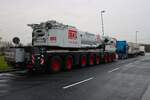 BKL Baukran Logistik Liebherr LTM 1650 am 21.02.26 in Frankfurt am Main Höchst 
