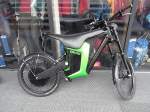  El Moto  - Elektro Fahrrad/Moped, das Fahrzeug hat einen bürstenlosen Nabenmotor mit einer Leistung von 1,7 KW.