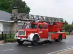 Drehleiter Magirus-Deutz F150D11 Aufbau Magirus der Feuerwehr Wommelgem, Aufnahme am 30.05.2010 in Wuustwezel aus Anlass der Umzug fr 175 Jahr-Feier brandweer Wuustwezel 