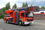 Drehleiter Mercedes-Benz Atego 1529F Aufbau Metz der Feuerwehr Niel, Aufnahme am 10.07.2009 