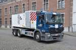 Wechselladerfahrzeug Mercedes-Benz Actros 2636L 6x4 Aufbau Leebur Multilift & Vanassche der Belgischen Zivilschutz Standort Brasschaat, Aufnahme am 21.07.2012 in Brussel nach Anlass des