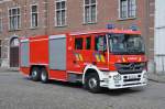 Sonderlschfahrzeug Mercedes-Benz Actros 2648L 6x2*4 Aufbau Vanassche der Feuerwehr Lommel, Aufnahme am 21.07.2012 in Brussel nach Anlass des Nationalfeiertags 