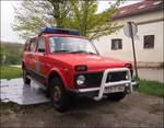 Feuerwehrwagen Lada in der Stadt Kozarac am 15.