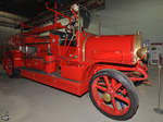 Ein alter Feuerwehrwagen von Mercedes-Benz im Technikmuseum Helsingør (20.11.2010)