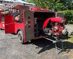 =Tragkraftspritzenanhänger, Bj. 1963, gesehen auf dem Ausstellungsgelände anl. der Feierlichkeiten '100 Jahre Feuerwehr HÜNFELD' im Juni 2025
