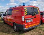 =MB Vito als GW RETT der Feuerwehr WILLICH, abgestellt auf dem Parkplatz der RettMobil im Mai 2022