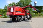 Feuerwehr Dreieich Sprendlingen Mercedes Benz Unimog U5023 GW-L Kats (Florian Dreieich 4-69-1) am 05.07.25 bei einen Fototermin.