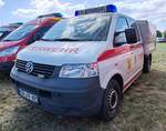 =VW T 5 als Gerätewagen der Feuerwehr BURGSINN, steht auf dem Parkplatz der 2025er Rettmobil in Fulda