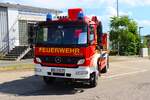 Feuerwehr Wehrheim Mercedes Benz Atego Hubbühne beim Tag der offenen Tür Feuerwehr Oberursel Bommersheim am 29.06.25