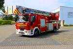Feuerwehr Dreieich Sprendlingen IVECO Magirus DLK23/12 (Florian Dreieich 4-30-1) am 05.07.25 bei einen Fototermin. Danke für das tolle Shooting