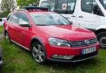 =VW Passat der Feuerwehr ROSBACH VOR DER HÖHE, gesehen auf dem Parkplatz bei der RettMobil 2017 in Fulda - Mai 2017