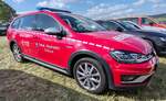 =VW Passat als Kommandowagen der Feuerwehr GIFHORN, abgestellt auf dem Parkplatz der 2025er Rettmobil in Fulda