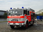 Feuerwehr Frankfurt Mercedes Benz Wasserspassmobil der Jugendfeuerwehr am 30.04.16 am Mainufer