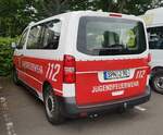 =Opel Vivaro als MTW der Feuerwehr DÖBERN-LAND steht anl. vom Internationalen Jugendfeuerwehr-Wettbewerb 2022 in 36100 Petersberg, Mai 2022