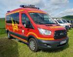 =Ford Transit als MTW der Feuerwehr HOFHEIM in Unterfranken steht im Mai 2022 auf dem Parkgelände der RettMobil