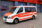 Feuerwehr Aschaffenburg Mercedes Benz Sprinter MTW (Florian Aschaffenburg 1/14-1) am 01.07.23 bei einen Fototermin.