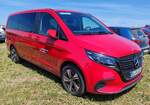=MB Vito als PKW der Feuerwehr DUISBURG, gesehen auf dem Parkplatz der 2025er Rettmobil in Fulda